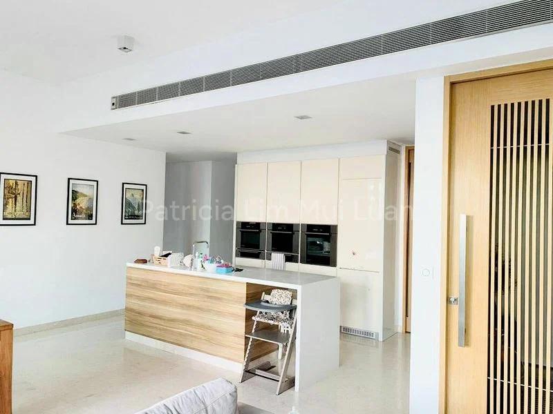 4 Bed Condo for Rent in  Parvis - Image 2